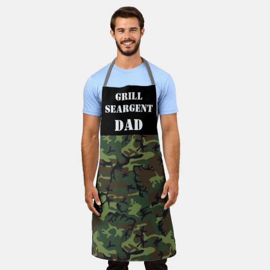 Grappige Vader Camouflage Grill Sergeant Schort (Gedragen)
