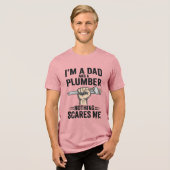 Grappige Vader Loodgieter Vintage Gravure Shirt On (Voorkant volledig)