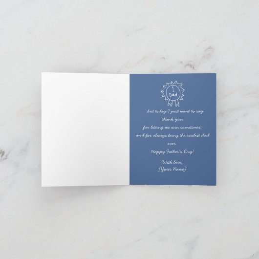 Grappige Vaderdag kaart met schaken van zoon (Binnen)