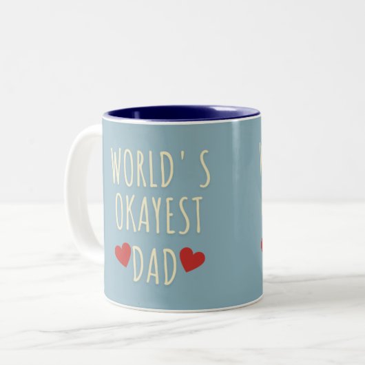 Grappige Vaderdag-Mok - 's Werelds Okayest Dad Tweekleurige Koffiemok (Voorkant links)