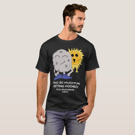 Grappige Verduistering 2024 Getting Mooned Joke T-shirt (Voorkant volledig)