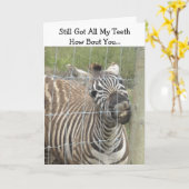 Grappige Verjaardag van de Zebra Kaart (Gele Bloem)