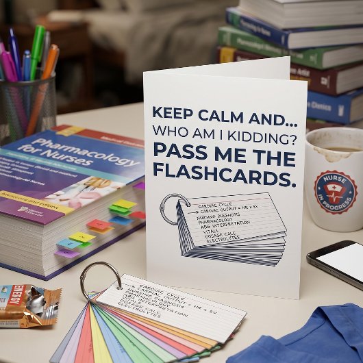 Grappige verpleegkundige student studie flashcards kaart