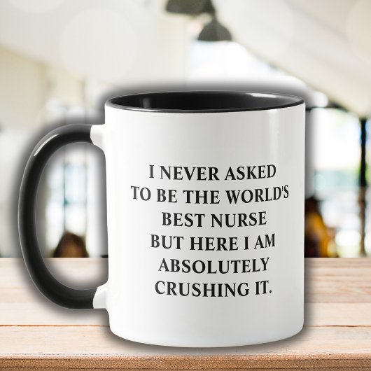 Grappige verpleegster die ik nooit gevraagd heb om mok