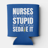 Grappige verpleegster, we kunnen niet dom passen blikjeskoeler (Achterkant)