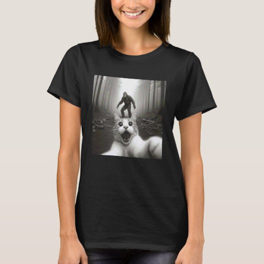 Grappige Verraste Bang Kat Selfie T-shirt (Voorkant)
