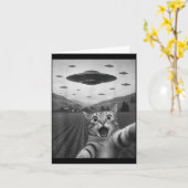Grappige Verraste Ed Kat Selfie Met Alien Ufo Kat Kaart (Gele Bloem)
