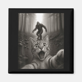 Grappige Verraste Ed Kat Selfie Met Bigfoot Sasqua Magneet