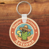 Grappige Vintage Arizona Sippin Cactus Sleutelhanger (Achterkant)