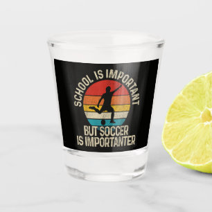 Grappige Voetbal Is Belangrijker Citaat Terug Naar Shot Glas