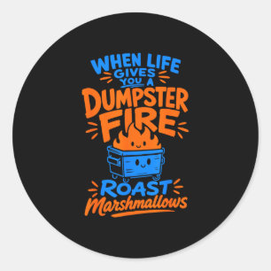 Grappige vuilcontainer brandende marshmallow ronde sticker