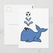 Grappige walvis speelt voetbal Cartoon Briefkaart (Voorkant / Achterkant)