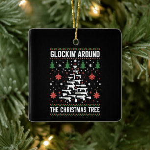 Grappige wapens lelijke kersttruien voor wapenlief keramisch ornament