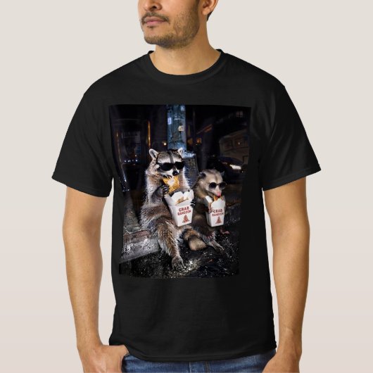 Grappige Wasbeer Opossum Eet Crab Rangoon Straat T-shirt (Voorkant)