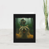 Grappige wasbeer selfie met T-rex dinosaurus en Bi Kaart (Voorkant)