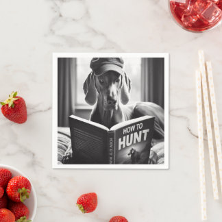 Grappige Weimaraner die een boek leest over hoe te Servet