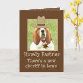 Grappige Westerne verjaardag Kaart w / "Basset She (Gele Bloem)