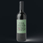 grappige wijncitaat voor vrienden wijn etiket<br><div class="desc">Als je van een goed glas wijn en goede vrienden houdt, is deze originele afbeelding voor je. Het is perfect voor elke gelegenheid, van een casual dag uit met vrienden die de eenvoudige dingen van het leven vieren tot een ontspannen maaltijd!! Dit ontwerp past ook op tijd voor de internationale...</div>