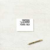 Grappige Wiskunde Probleem Vierkantswortel van 250 Post-it® Notes (Op bureau)