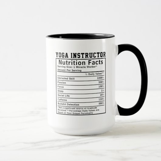 Grappige Yoga Instructeur Voedingsfeiten Baas Cade Mok (Rechts)