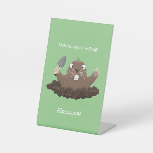 Grappige zakgoffer graaft cartoonillustratie reclamebord met voetstuk (Voorkant)