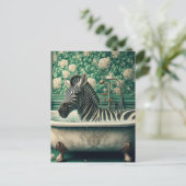 Grappige Zebra in een badkuip Bloemenbadkamer Briefkaart (Staand voorkant)