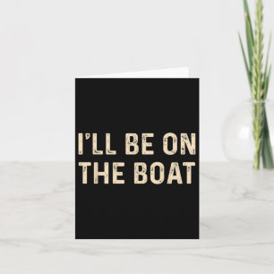 Grappige zeilboot kapitein zal op de boot voor kaart