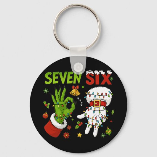 Grappige Zes Zeven 67 Meme 6 7 Kerst Elf Hand Jong Sleutelhanger (Voorkant)
