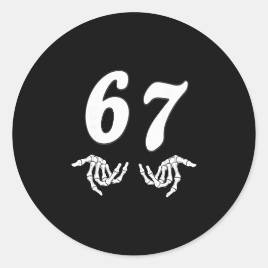 Grappige Zes Zeven 6 7 Meme 67 Skelet Hand Hallowe Ronde Sticker (Voorkant)