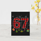 Grappige zes zeven 6 7 Meme Humor 67 Rode geruite Kaart (Gele Bloem)