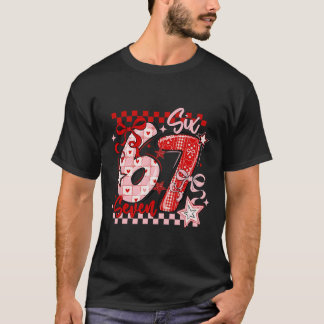 Grappige zes zeven 6 7 meme valentine meisje  t-shirt