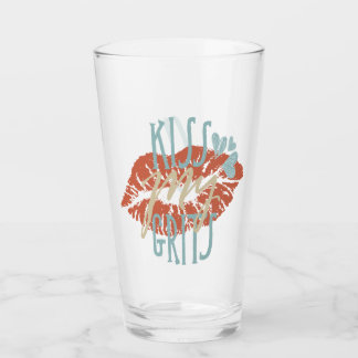 Grappige Zuid-Gezegden Kiss My Grits Typography Glas