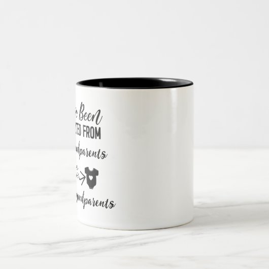 Grappige zwangerschapsaankondiging voor hond groot tweekleurige koffiemok (Center)