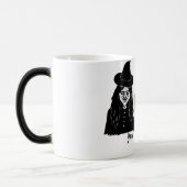 grappige zwarte heksen met een griezelig halloween magische mok (Links)