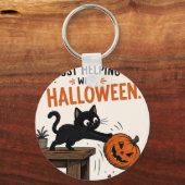 Grappige Zwarte Kat die Pompoen omver gooit Hallow Sleutelhanger (Achterkant)