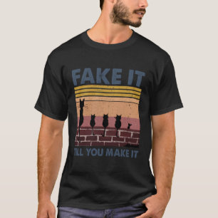 Grappige zwarte kat doet alsof tot je het sarcasti t-shirt
