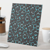 Grappige zwarte pluizige monsters reclamebord met voetstuk (Insitu)