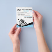 Grappige Zwembad Reiniging Reclame Flyer (Hand)