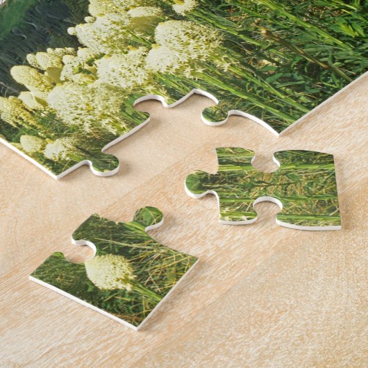 gras op Logan Pass in Glacier National Park Legpuzzel (Zijkant)