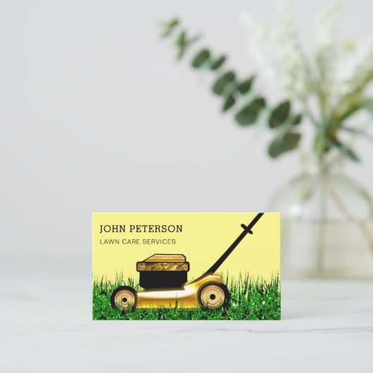 Grass Cutting Services Yellow Visitekaartje (Staand voorkant)