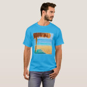 Grass Hut & Loungers on Beach T-shirt (Voorkant volledig)