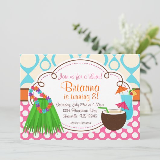 Grass Skirt and Coconut Drink, Luau Birthday Party Kaart (Staand voorkant)