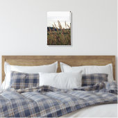 Grassen die in de wind blazen canvas afdruk (Insitu (Slaapkamer))