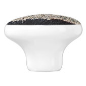 Grasshopper along a grey rock keramische knop (Zijkant)