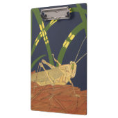 Grasshopping in groene gras op blauwe achtergrond klembord (Links)