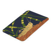 Grasshopping in groene gras op blauwe achtergrond magneet (Linkerzijde)