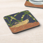 Grasshopping in groene gras op blauwe achtergrond onderzetter (Linkerzijde)