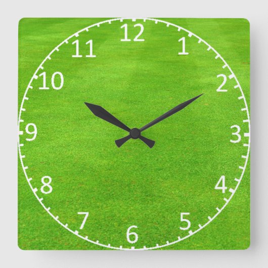 Grassy Lawn Background Clock Vierkante Klok (Voorkant)