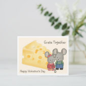 Grate Together - Cheesy Valentine’s Day Mouse Feestdagenkaart (Staand voorkant)