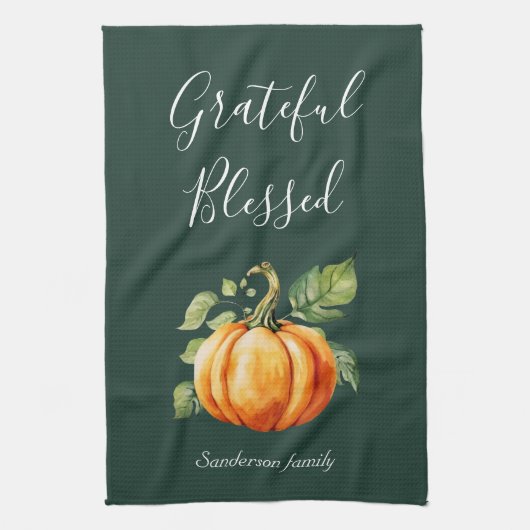 Grateful Pumpkin Thanksgiving Gepersonaliseerd Gro Theedoek (Verticaal)